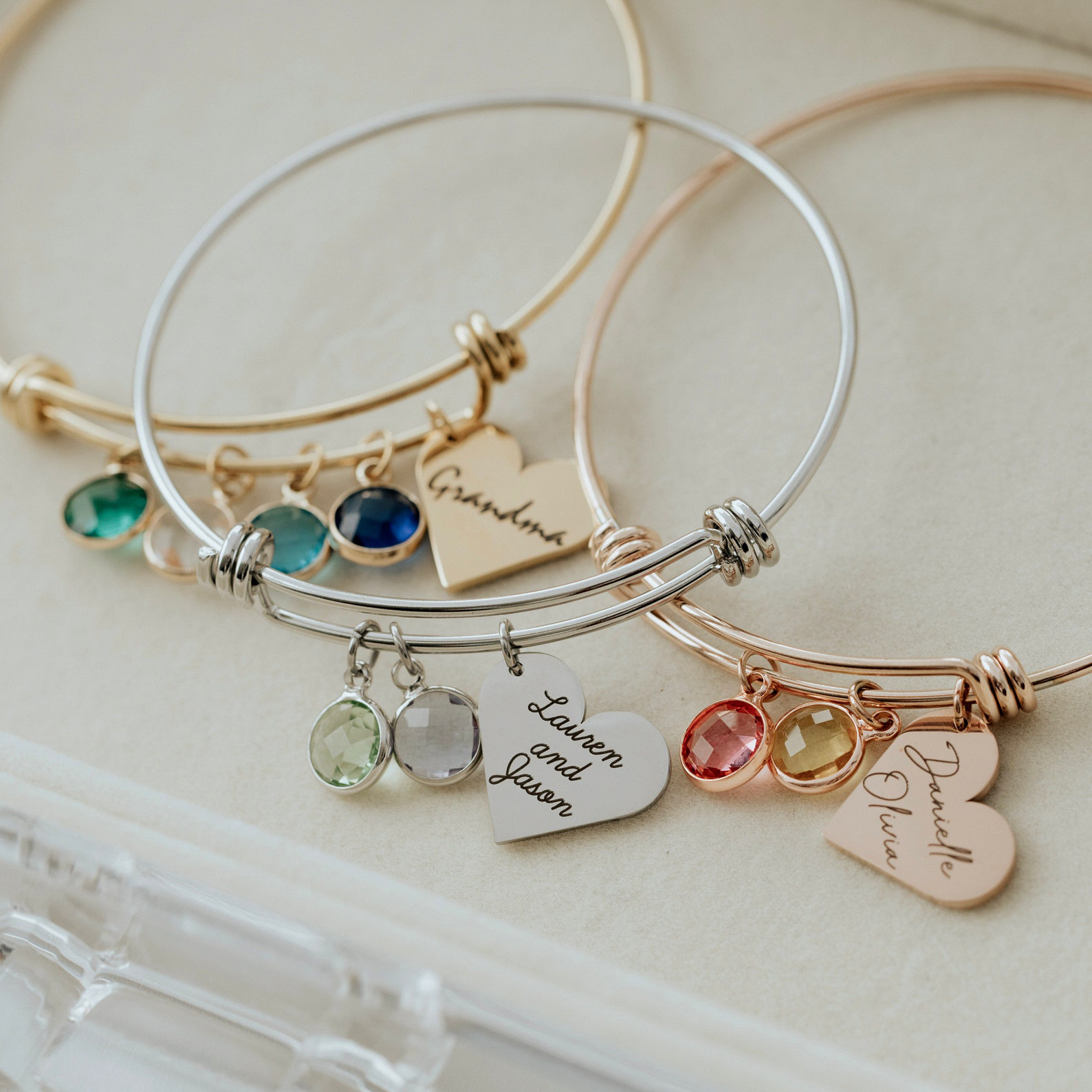 Personalized Mom Bracelet Gift From Children Baby Stainless Steel Material Mothers Day with Kids Names Birthstone Charms